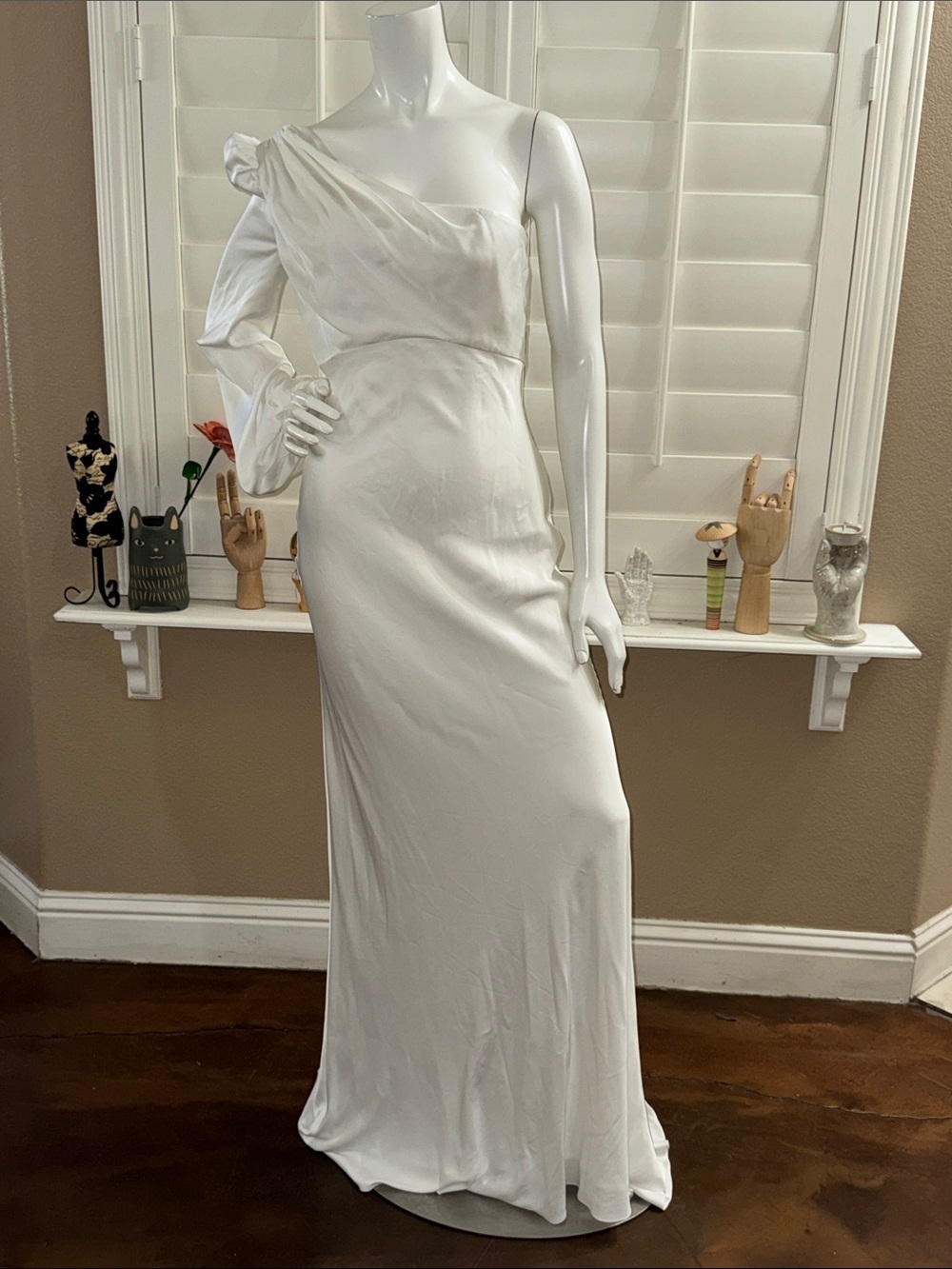 Ieena For Mac Duggal One Shoulder Blouson Sleeve Gown White